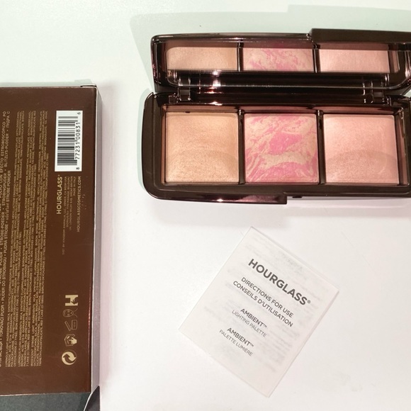 NIB✅Hourglass  - Luminous Edit - Ambient Lighting Palette - Picture 8 of 11